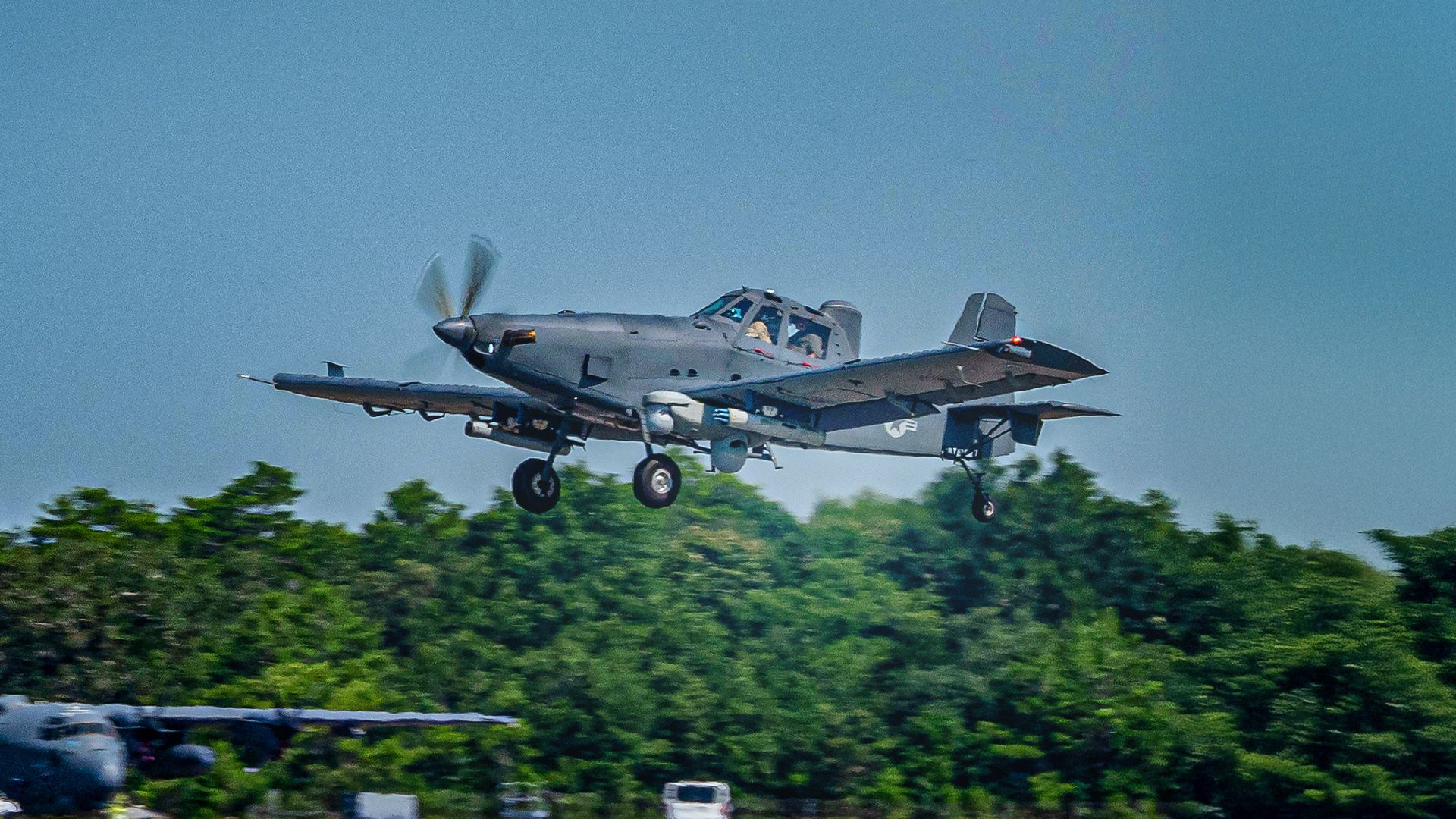 The 5-Inch Cockpit Design Flaw That Destroyed A .9 Million Air Force Skyraider II During Training